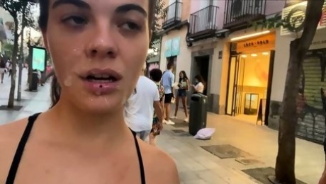 Amateur hottie fucked outdoor in public