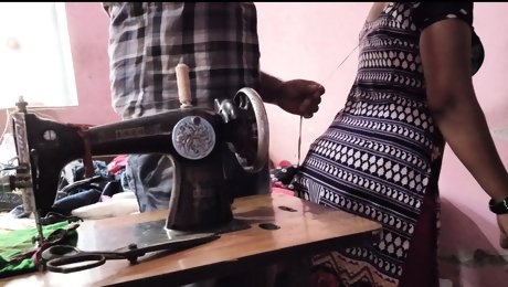 Tailor ne bhabhi ka  naap  lete lete bhabhi ko hi chod dala