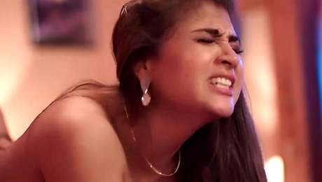 Indian glamour MILF mind-blowing adult clip