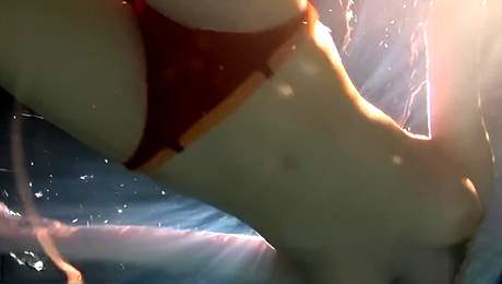 Lissome one and only solo female video Underwater Show