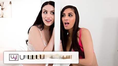 Web Young scissoring in lesbian xxx